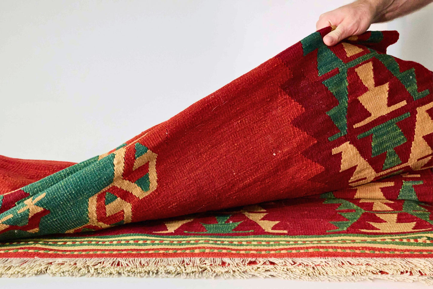 "Kav" Kilim