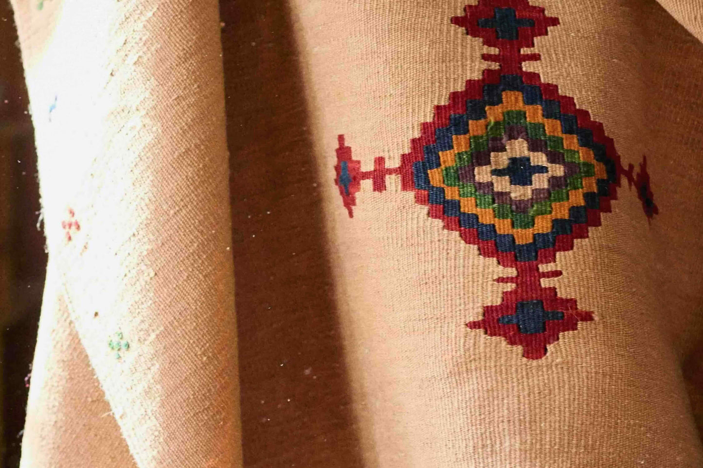 "Bej" Hero Kilim